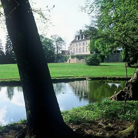 ホテル Chateau De Rigny 3*