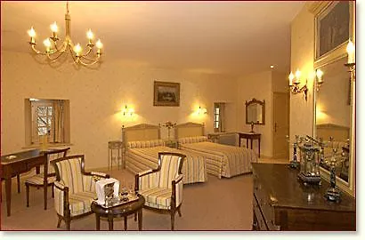 Chateau De Rigny ホテル 3*